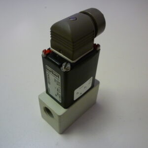 Burkert 049018B 0121-E-4,0-EPDM-PP-G3/8-PN0-1bar 24 VDC 8W 3/2-Way Solenoid valve
