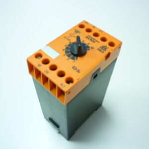 Dold BA7924.21 Safemaster safety relay - Image 1