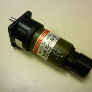 Maxon 43.032.000-22.00-135 DC motor with tacho + gearbox
