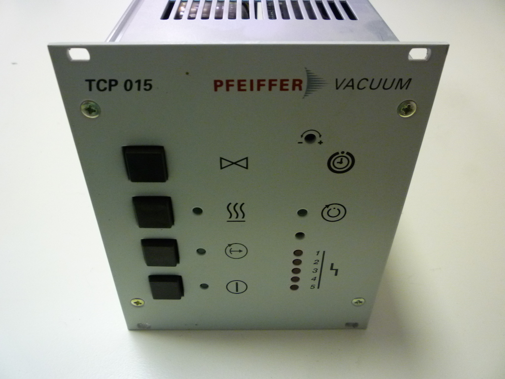 Pfe590 Fast Controller Pfeiffer TCP015 PMC01598 Turbomolecular pump controller - Toolex