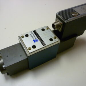Rexroth R900969084 4WRSE 10-VC50-32/G24K0/A1V 4/3 High response directional valve 50 L/min