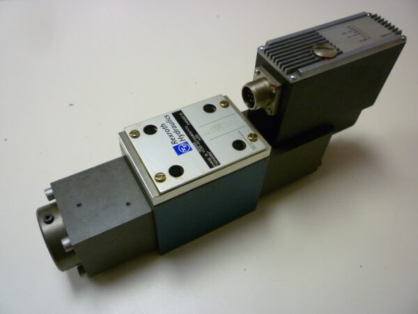 REX01025