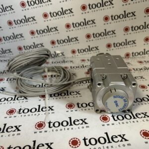 SMC MRHQ16D-180S-N rotary gripper with D-F9PV auto switches - Image 3